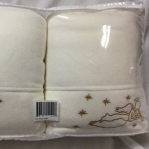 Berkshire Blanket Embroidered Polarfleece